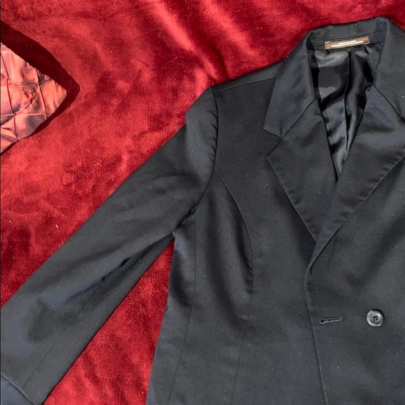 Joseph Abboud Women’s 1 Button, Split Cuff Blazer - Picture 3 of 5